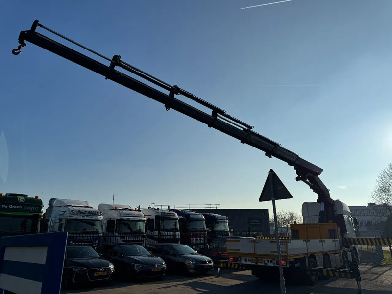 DAF XF 460 8X2 - EURO 6 + HIAB 855 EP-6 + REMOTE + STEERING AXLE - Camión grúa: foto 3 DAF XF 460 8X2 - EURO 6 + HIAB 855 EP-6 + REMOTE + STEERING AXLE - Camión grúa: foto 3