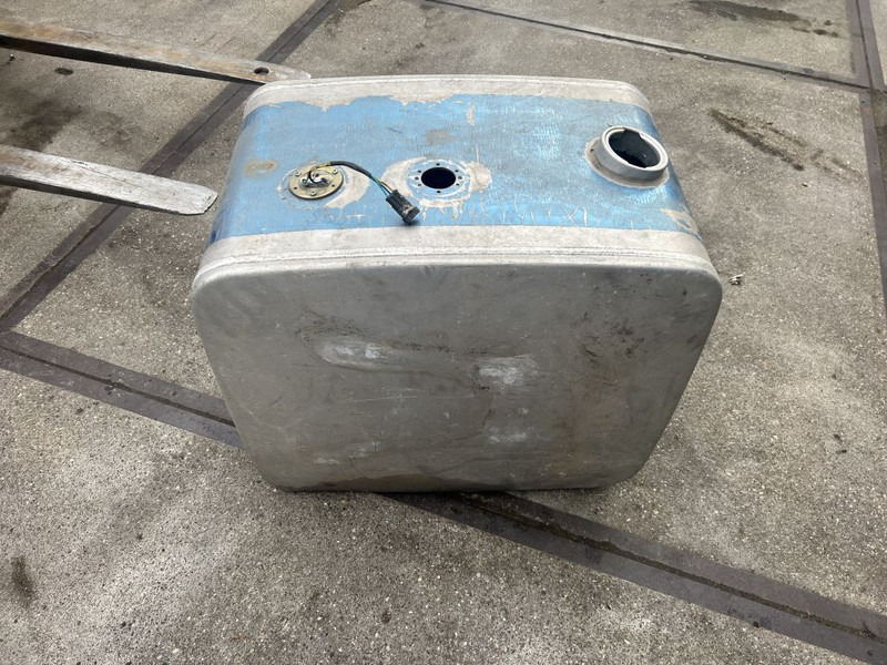 Diversen Hydrauliek tank l 70 b 45 h 62 - Hidráulica para Camión: foto 4 Diversen Hydrauliek tank l 70 b 45 h 62 - Hidráulica para Camión: foto 4