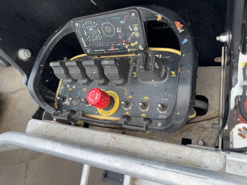 Leasing de Nissan Cabstar 35.12 + ISOLI 21 METER AERIAL PLATFORM Nissan Cabstar 35.12 + ISOLI 21 METER AERIAL PLATFORM: foto 17 Leasing de Nissan Cabstar 35.12 + ISOLI 21 METER AERIAL PLATFORM Nissan Cabstar 35.12 + ISOLI 21 METER AERIAL PLATFORM: foto 17