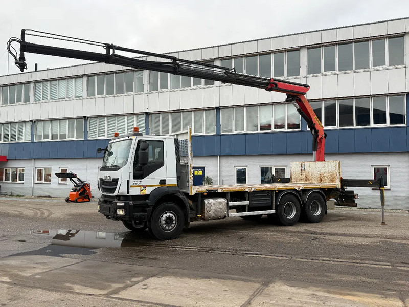 Iveco Trakker 360 6X4 EURO 6 + PALFINGER PK20001K + REMOTE CONTROL - Camión caja abierta, Camión grúa: foto 3 Iveco Trakker 360 6X4 EURO 6 + PALFINGER PK20001K + REMOTE CONTROL - Camión caja abierta, Camión grúa: foto 3