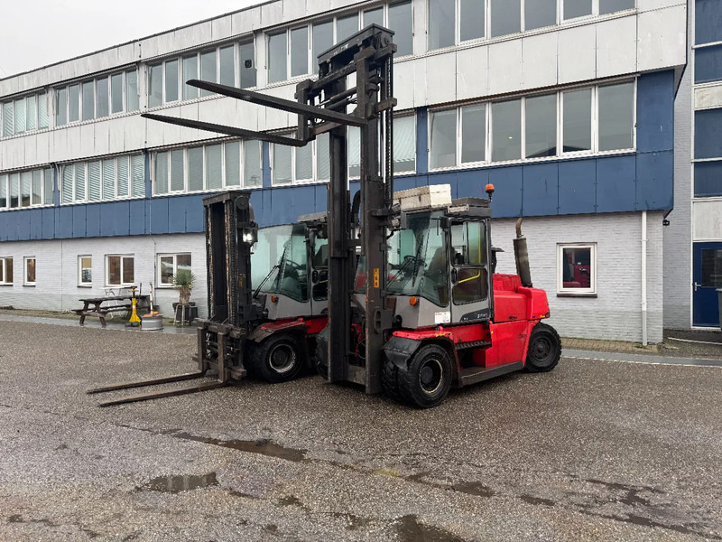 Kalmar DCF 80-9 8000 KG 2 STAGE MAST FORK POSITIONER DIESEL - Carretilla elevadora diésel: foto 1 Kalmar DCF 80-9 8000 KG 2 STAGE MAST FORK POSITIONER DIESEL - Carretilla elevadora diésel: foto 1
