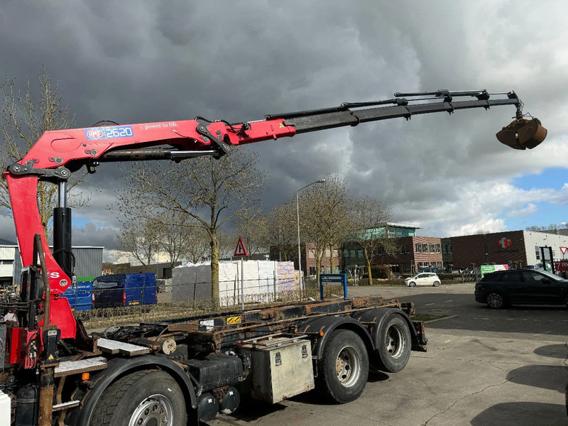 MAN TGA 35.440 8X2 - EURO 4 + HMF 2620K-RC 2018! + REMOTE + HYDRAUTO CABLE LIFT + LIFTING AXLE - Camión grúa: foto 5 MAN TGA 35.440 8X2 - EURO 4 + HMF 2620K-RC 2018! + REMOTE + HYDRAUTO CABLE LIFT + LIFTING AXLE - Camión grúa: foto 5