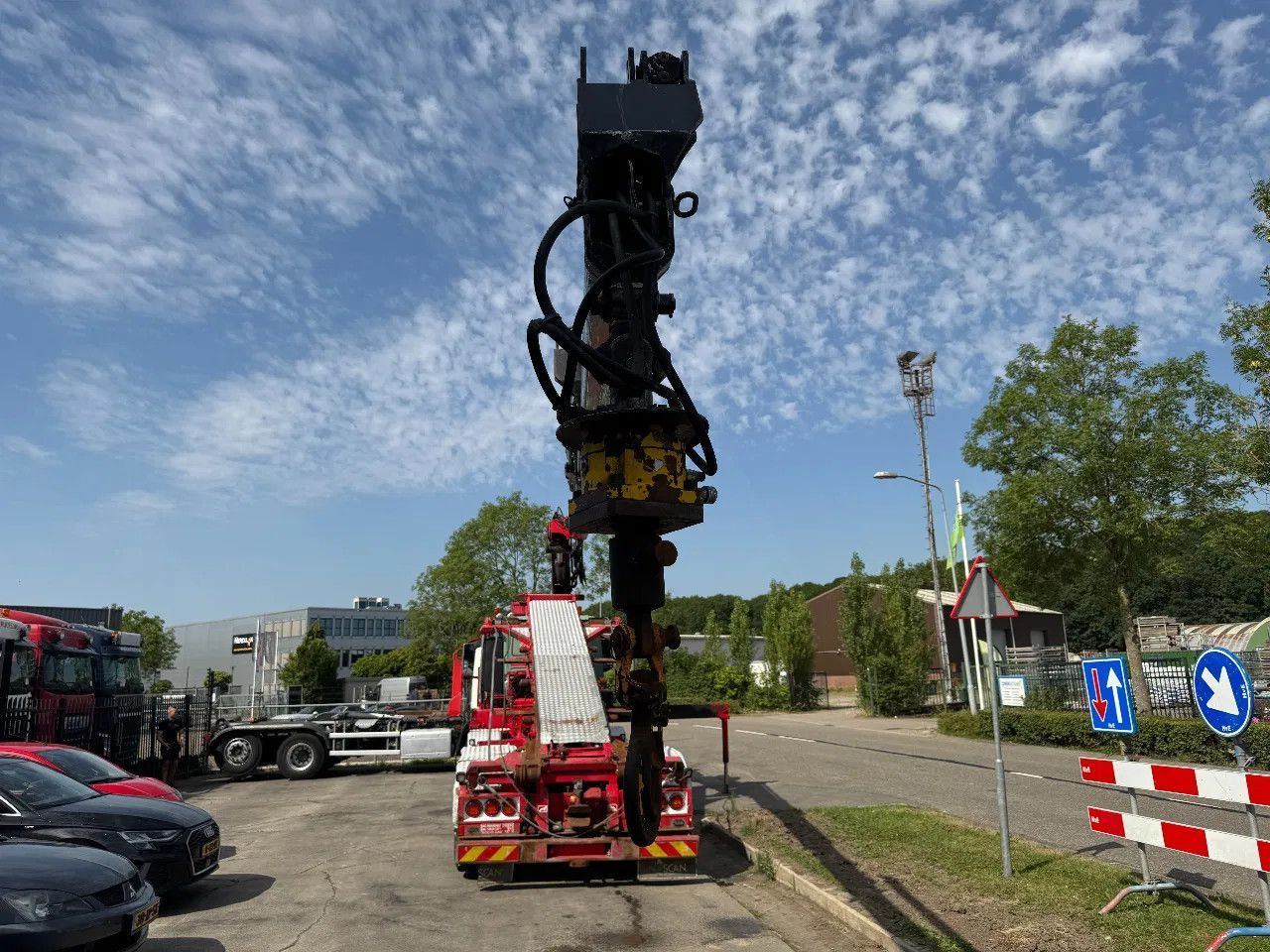 MAN TGS 35.480 8X4 HMF 2420 K5 + HMF ABLE + REMOTE C - Camión multibasculante, Camión grúa: foto 5 MAN TGS 35.480 8X4 HMF 2420 K5 + HMF ABLE + REMOTE C - Camión multibasculante, Camión grúa: foto 5