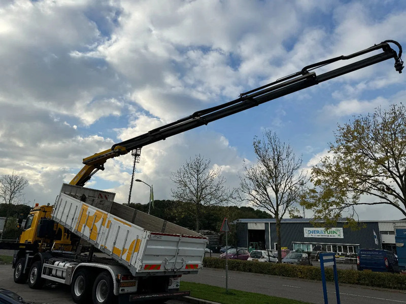 Mercedes-Benz Arocs 4448 8X4 + EURO 6 + FASSI F315 + REMOTE + KIPPER + STEERING AXLE - Camión grúa: foto 4 Mercedes-Benz Arocs 4448 8X4 + EURO 6 + FASSI F315 + REMOTE + KIPPER + STEERING AXLE - Camión grúa: foto 4