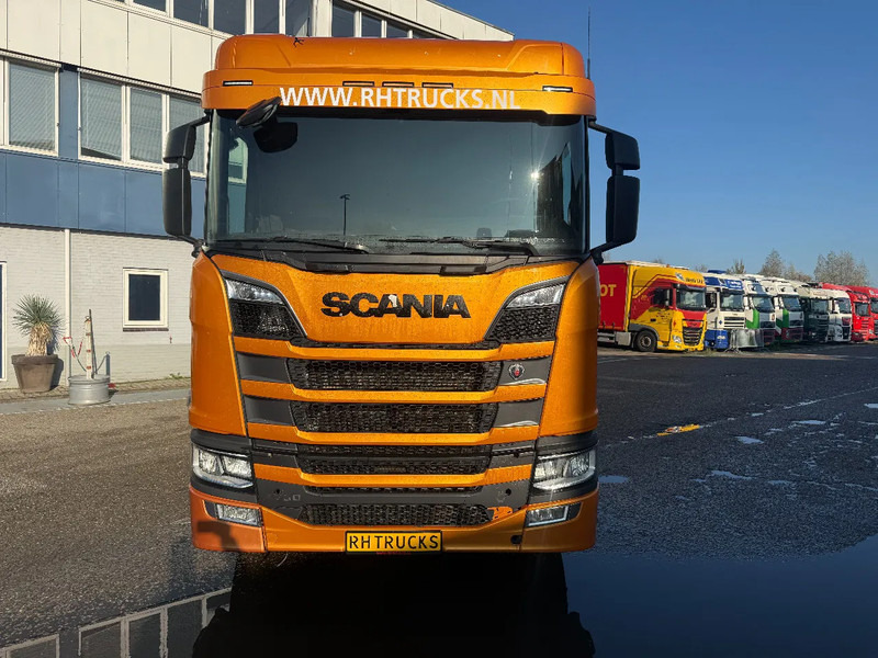 Scania R730 V8 NGS 8X4 EURO 6 + RETARDER - BIG AXLES - Camión chasis: foto 2 Scania R730 V8 NGS 8X4 EURO 6 + RETARDER - BIG AXLES - Camión chasis: foto 2
