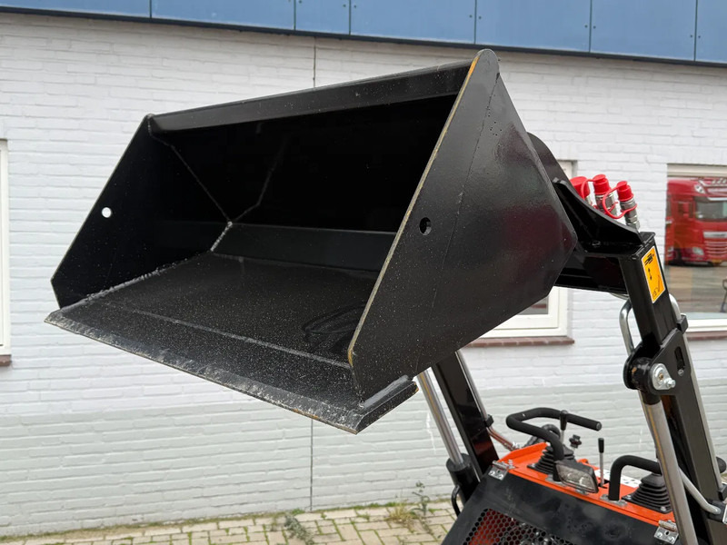 Skid steer loader SL36C - NEW & UNUSED! - Minicargadora de cadenas: foto 3 Skid steer loader SL36C - NEW & UNUSED! - Minicargadora de cadenas: foto 3