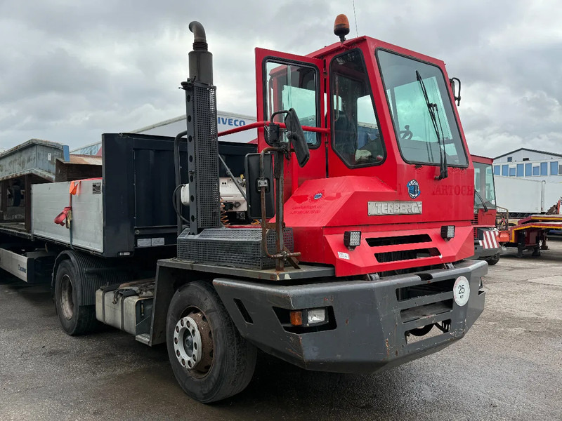Terberg YT 180 4X2 - HUB REDUCTION + NL REGISTRATION! - Tractor industrial: foto 3 Terberg YT 180 4X2 - HUB REDUCTION + NL REGISTRATION! - Tractor industrial: foto 3