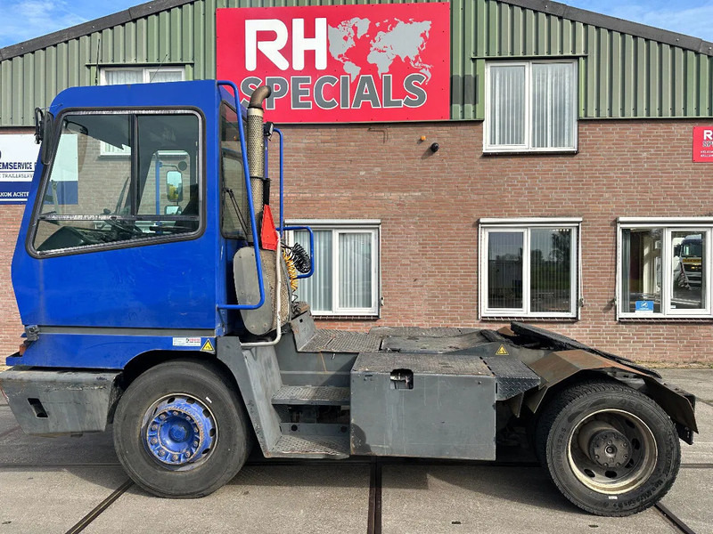 Terberg YT 182 MOTOR ROOKT - Tractor industrial: foto 1 Terberg YT 182 MOTOR ROOKT - Tractor industrial: foto 1