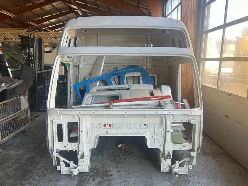 Volvo FH XL - Cabina e interior para Camión: foto 3 Volvo FH XL - Cabina e interior para Camión: foto 3