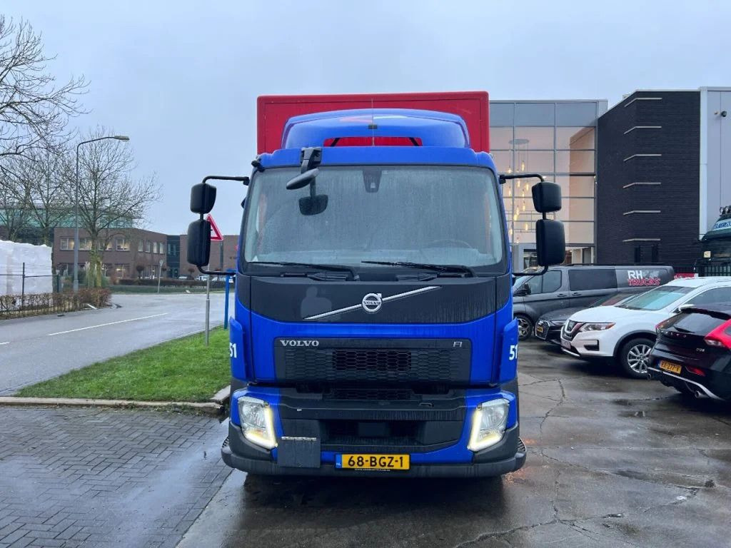 Volvo FL 250 4X2 EURO 6 599.111km DHOLLANDIA - Camión caja cerrada: foto 2 Volvo FL 250 4X2 EURO 6 599.111km DHOLLANDIA - Camión caja cerrada: foto 2