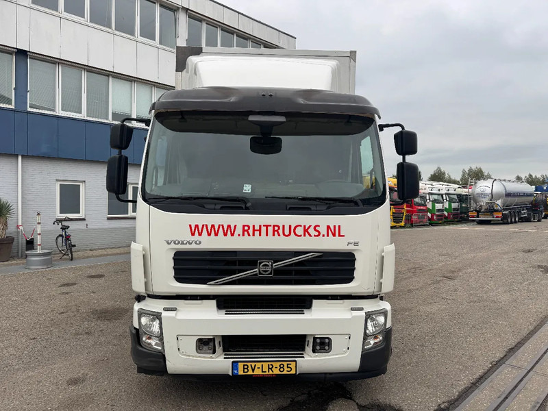 Volvo FL 280 4X2 EURO 5 20T + DHOLLANDIA LIFT CLOSED BOX - Camión caja cerrada: foto 2 Volvo FL 280 4X2 EURO 5 20T + DHOLLANDIA LIFT CLOSED BOX - Camión caja cerrada: foto 2