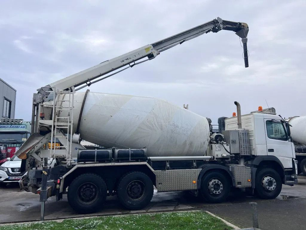 Volvo FM 410 8X4 - 3 UNITS! + MIXER 9m3 + LIEBHERR CON - Camión hormigonera: foto 2 Volvo FM 410 8X4 - 3 UNITS! + MIXER 9m3 + LIEBHERR CON - Camión hormigonera: foto 2