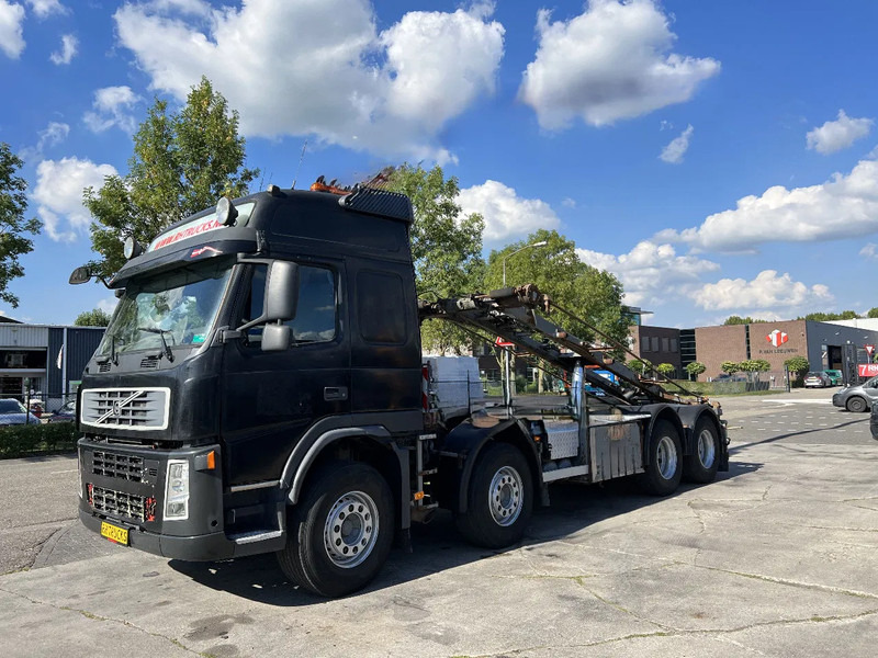 Volvo FM 440 8X4 EURO 5 + CABELLIFT TIPPER - Camión con equipo de cable: foto 2 Volvo FM 440 8X4 EURO 5 + CABELLIFT TIPPER - Camión con equipo de cable: foto 2