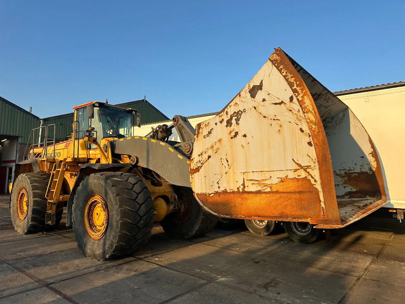 Volvo L350F, CE, 400 CM BUCKET, AUTO LUB, AIRCO - Cargadora de ruedas: foto 2 Volvo L350F, CE, 400 CM BUCKET, AUTO LUB, AIRCO - Cargadora de ruedas: foto 2