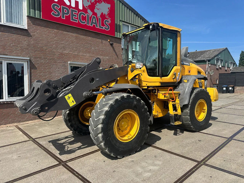 Volvo L60H , CE, 31359 HOURS, AUXILIARY HYDRAULICS, AIR CONDITIONER - Cargadora: foto 2 Volvo L60H , CE, 31359 HOURS, AUXILIARY HYDRAULICS, AIR CONDITIONER - Cargadora: foto 2