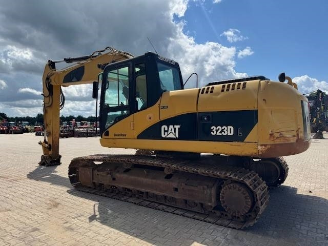 CAT 323 D L - Excavadora de cadenas: foto 5 CAT 323 D L - Excavadora de cadenas: foto 5