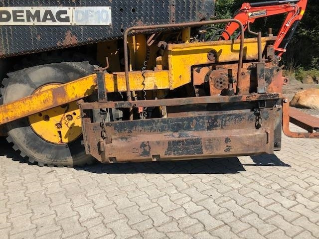 Pavimentadora de asfalto DEMAG DF10: foto 14 Pavimentadora de asfalto DEMAG DF10: foto 14