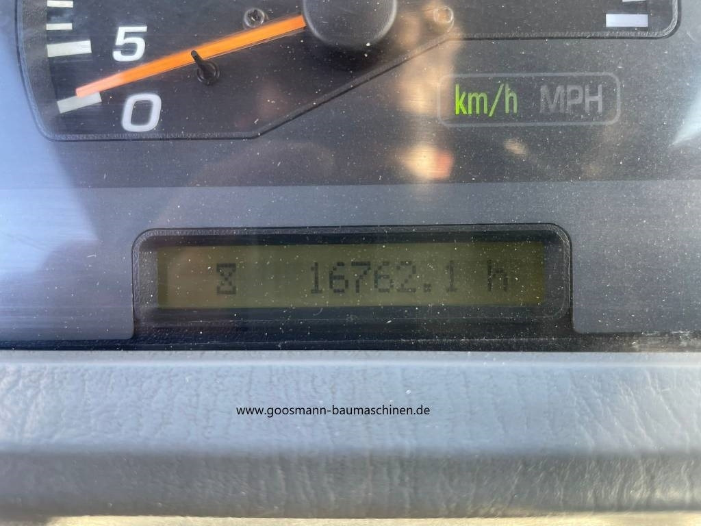 Cargadora de ruedas KOMATSU WA320-5: foto 9 Cargadora de ruedas KOMATSU WA320-5: foto 9