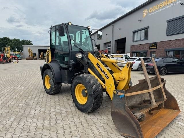 Komatsu WA 80 M - Cargadora de ruedas: foto 5 Komatsu WA 80 M - Cargadora de ruedas: foto 5
