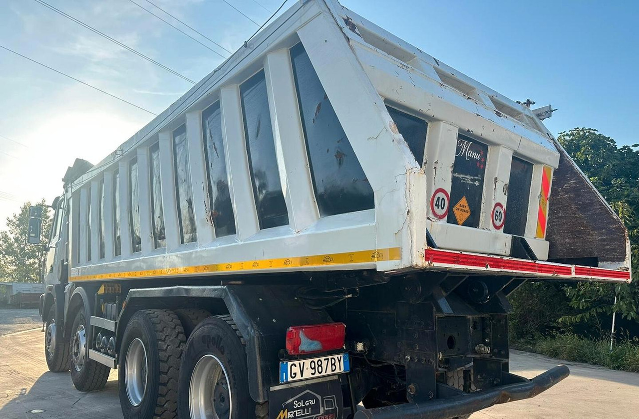 Astra HD8 84 4 assi ribaltabile EURO 5 - Otra maquinaria: foto 4 Astra HD8 84 4 assi ribaltabile EURO 5 - Otra maquinaria: foto 4