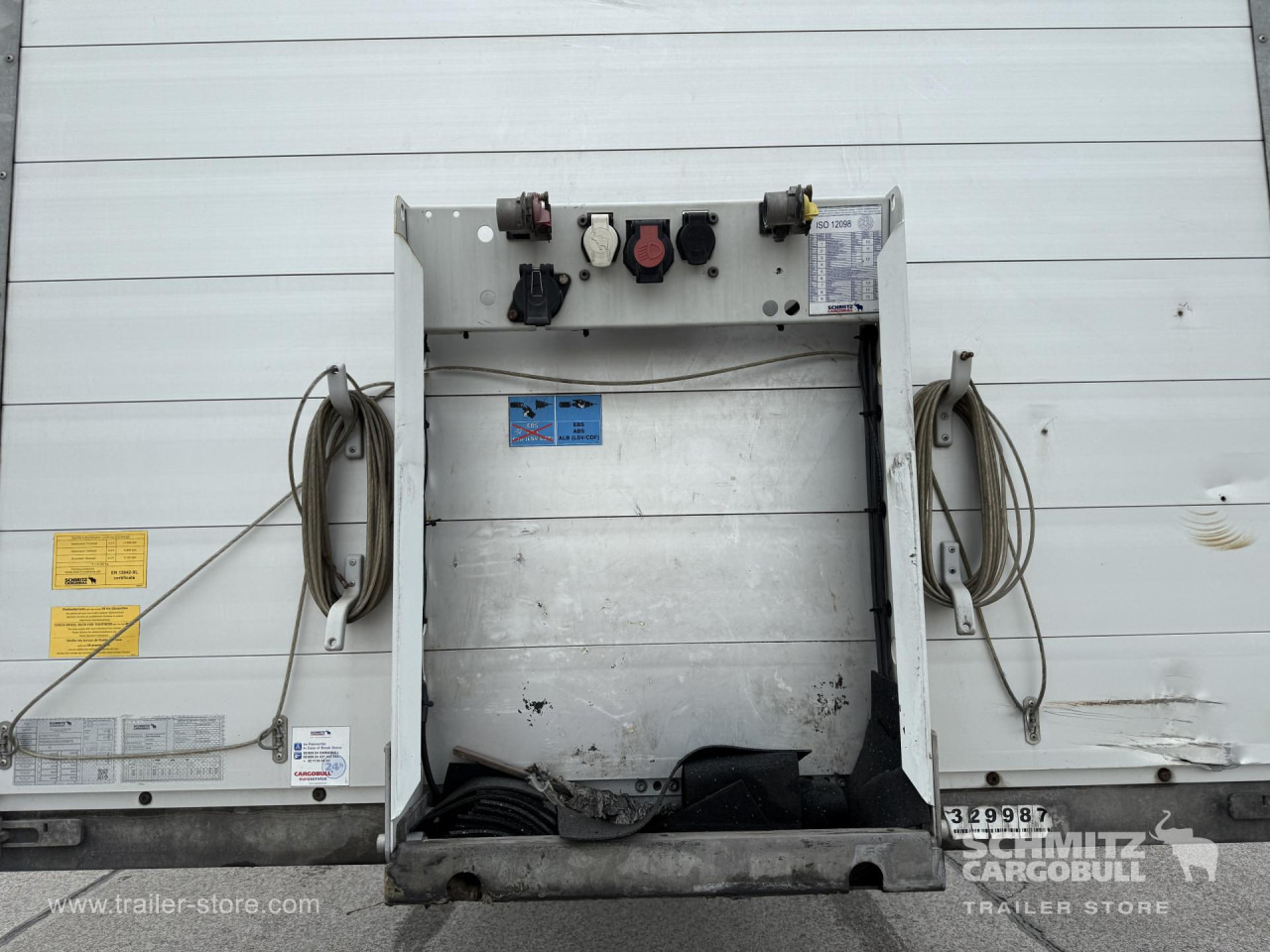 SCHMITZ Curtainsider Standard - Semirremolque lona: foto 4 SCHMITZ Curtainsider Standard - Semirremolque lona: foto 4