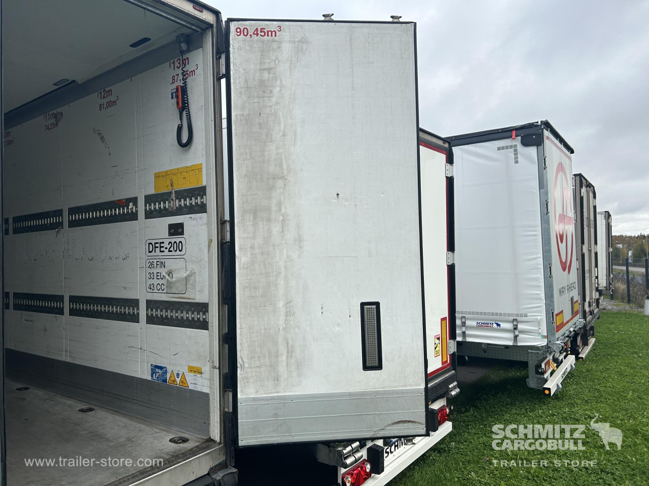 SCHMITZ Reefer Multitemp Taillift - Semirremolque isotérmico: foto 4 SCHMITZ Reefer Multitemp Taillift - Semirremolque isotérmico: foto 4