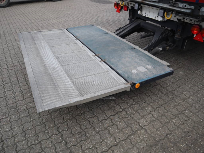Krone 3 axle curtainside trailer - Semirremolque lona: foto 3 Krone 3 axle curtainside trailer - Semirremolque lona: foto 3