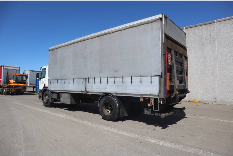 Scania P 94-230 Curtainsider/Plane/Gardin - Camión lona: foto 4 Scania P 94-230 Curtainsider/Plane/Gardin - Camión lona: foto 4