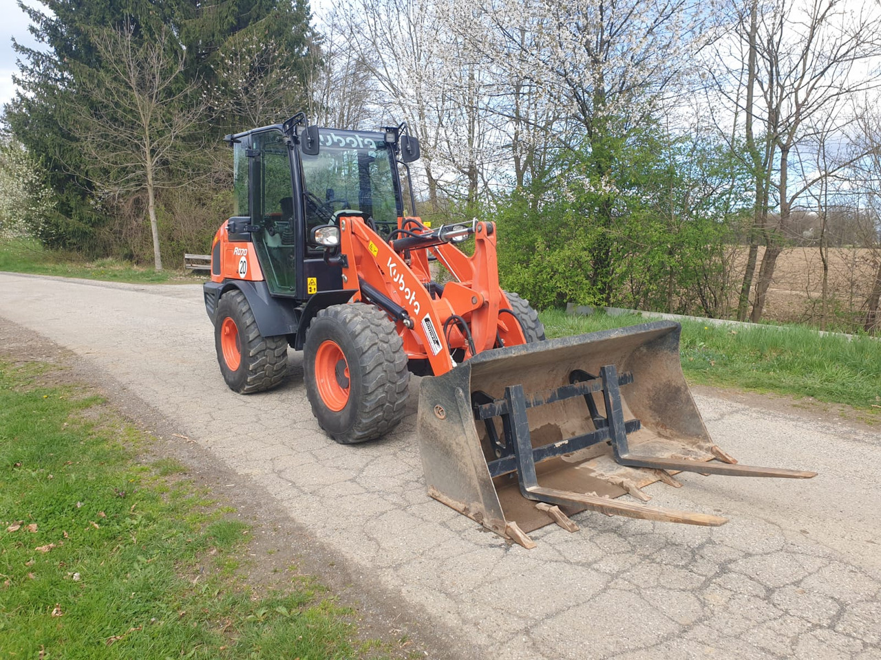 KUBOTA R 070 - Cargadora de ruedas: foto 5 KUBOTA R 070 - Cargadora de ruedas: foto 5