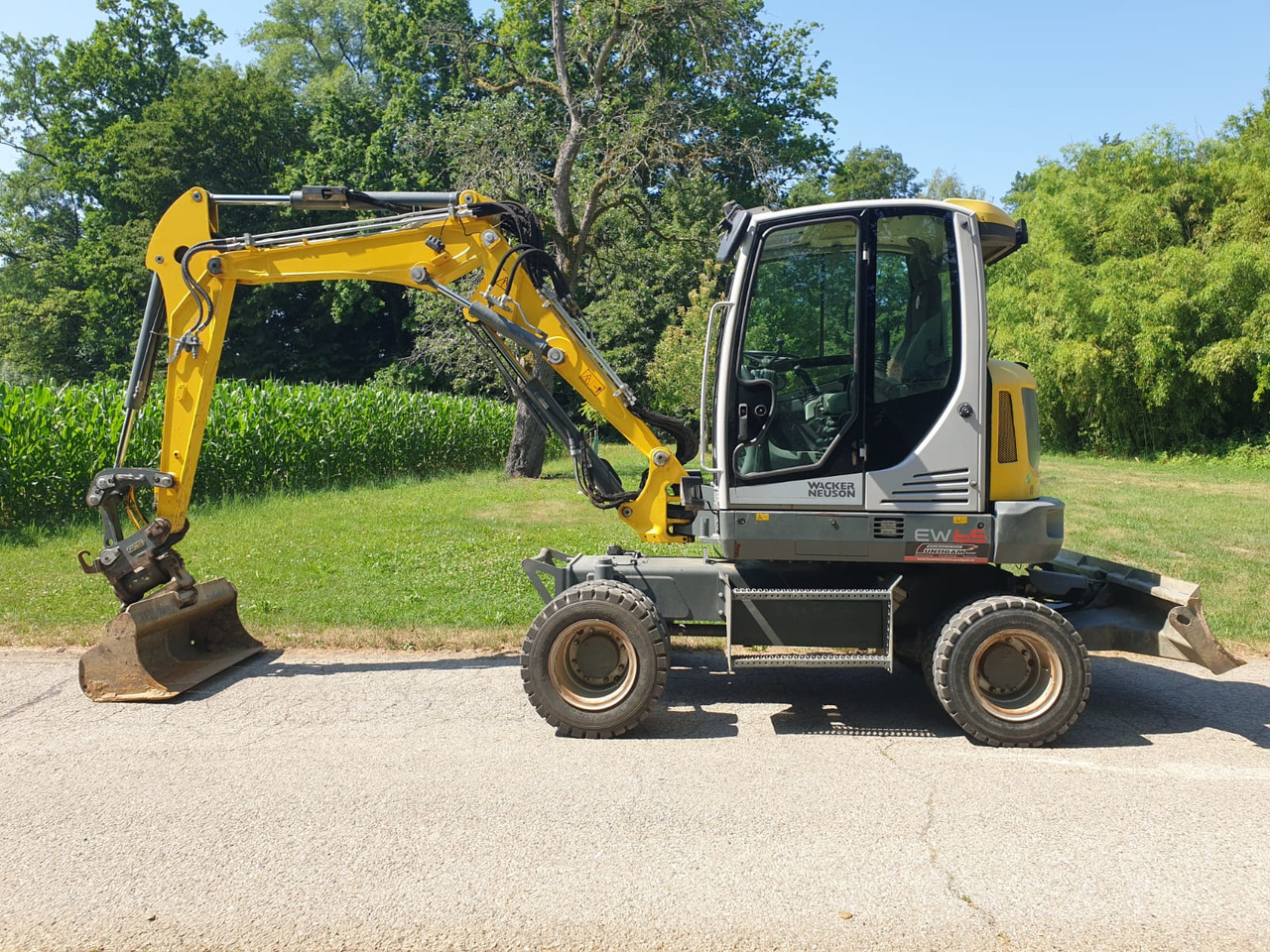 WACKER Neuson EW 65 - Excavadora de ruedas: foto 1 WACKER Neuson EW 65 - Excavadora de ruedas: foto 1