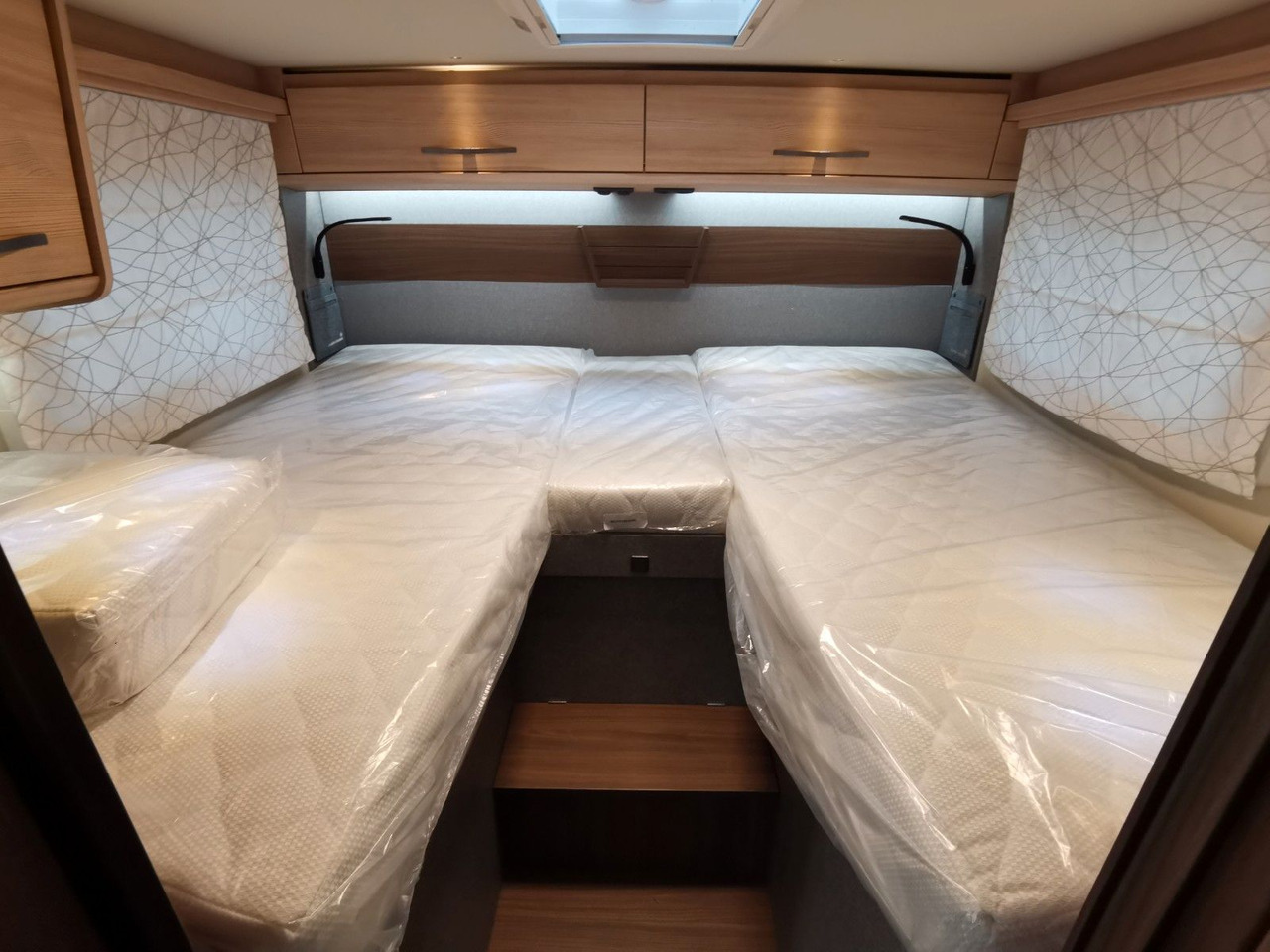 Autocaravana perfilada Eura Mobil PROFILA T 726 EF / -2025-/ MONDIAL PLUS & S-PAKE: foto 21