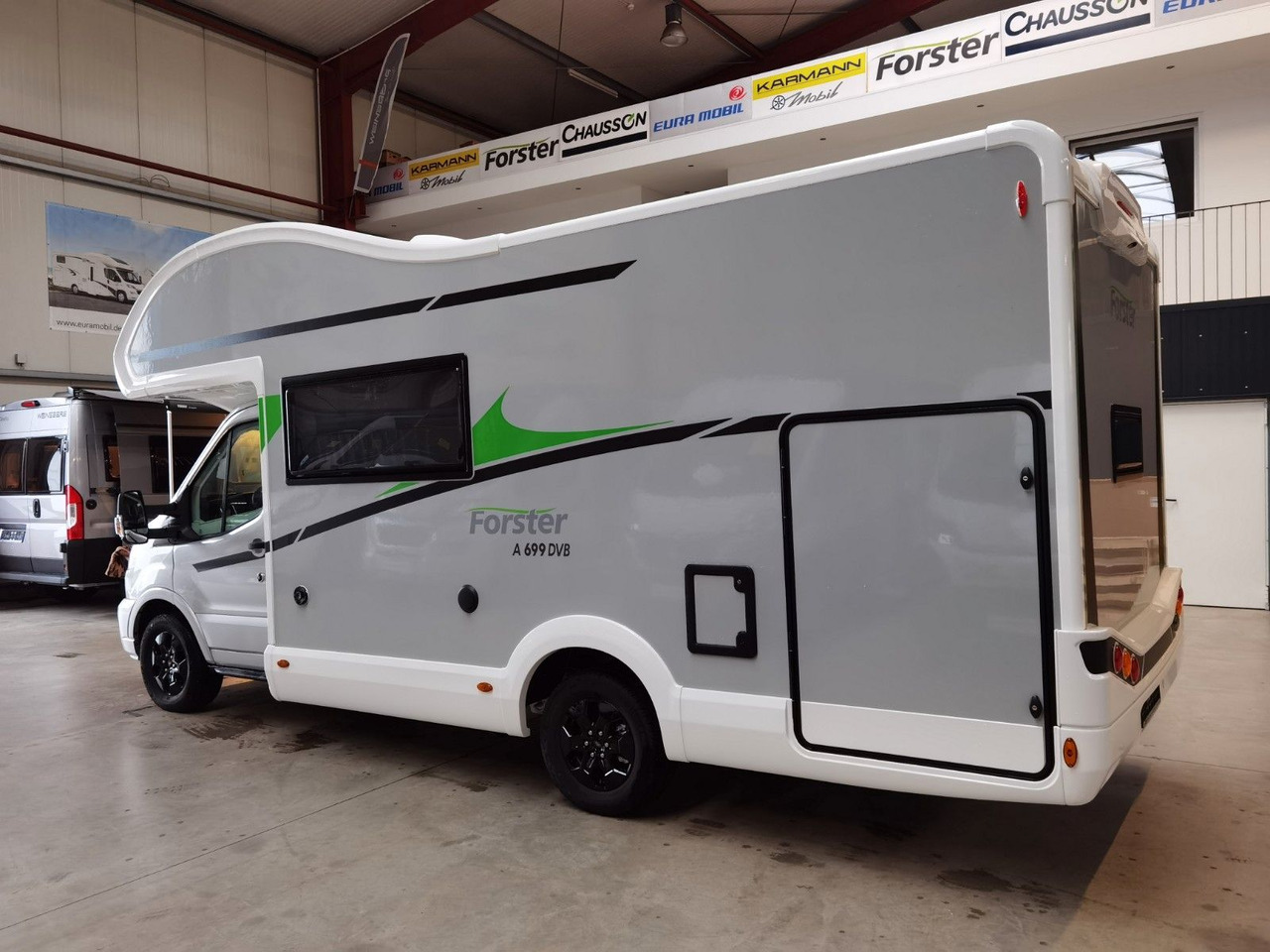 Forster A 699 DVB / -2026- / 165PS-8G AUTOMATIK - Autocaravana capuchina: foto 5 Forster A 699 DVB / -2026- / 165PS-8G AUTOMATIK - Autocaravana capuchina: foto 5