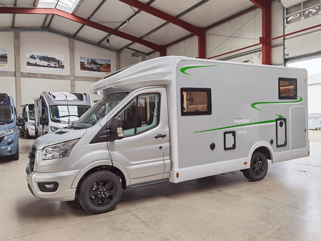 Forster T 669 EBN COUPÈ / -2025-/165PS/ SILVER - EDITION - Autocaravana perfilada: foto 4 Forster T 669 EBN COUPÈ / -2025-/165PS/ SILVER - EDITION - Autocaravana perfilada: foto 4
