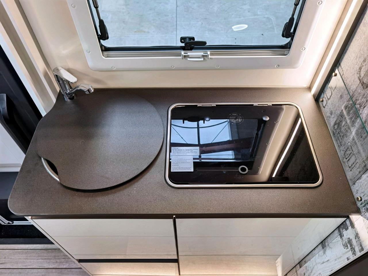 Autocaravana perfilada Forster T 669 EBN COUPÈ / -2025-/165PS/ SILVER - EDITION: foto 17 Autocaravana perfilada Forster T 669 EBN COUPÈ / -2025-/165PS/ SILVER - EDITION: foto 17