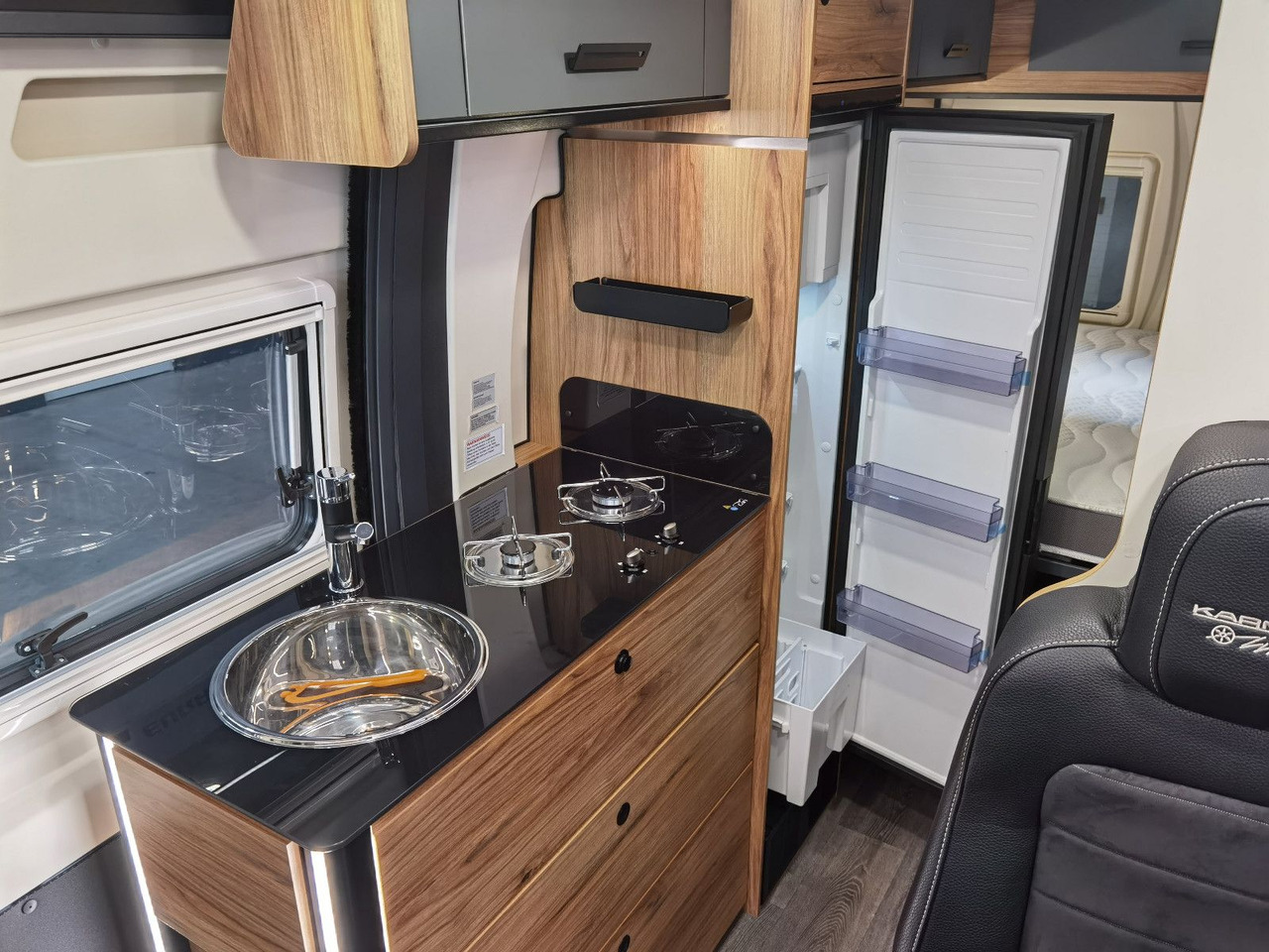 Cámper Karmann DEXTER 580 /-MODELL 2026-/ PANORAMA DACHFENSTER: foto 17