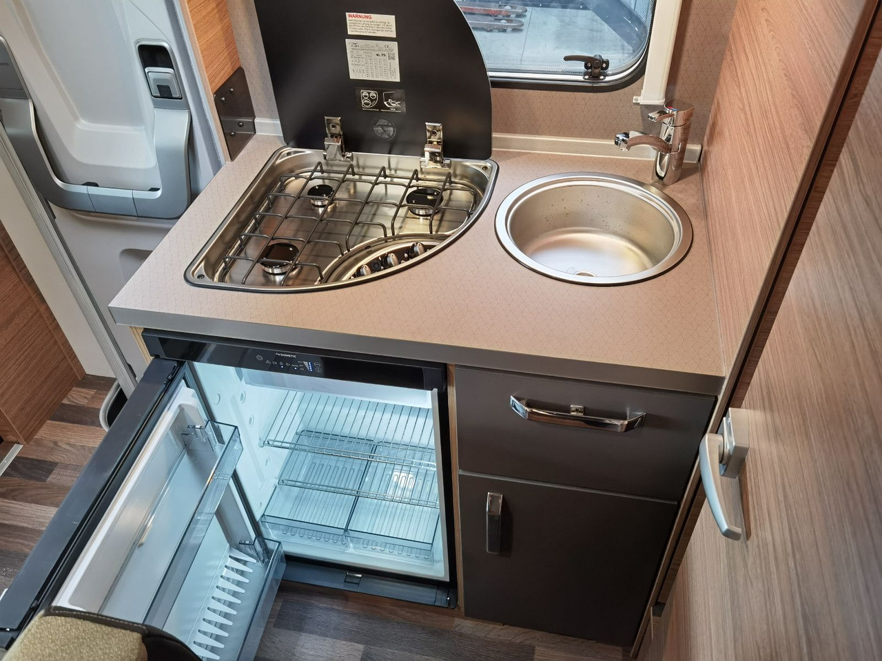 Leasing de  Weinsberg CARAHOME 550 MG /- 2025 - / 140 PS / NUR 5.97M Weinsberg CARAHOME 550 MG /- 2025 - / 140 PS / NUR 5.97M: foto 19