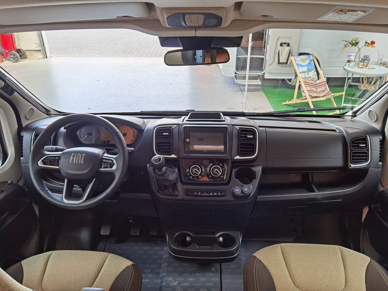 Leasing de  Weinsberg CARAHOME 550 MG /- 2025 - / 140 PS / NUR 5.97M Weinsberg CARAHOME 550 MG /- 2025 - / 140 PS / NUR 5.97M: foto 12