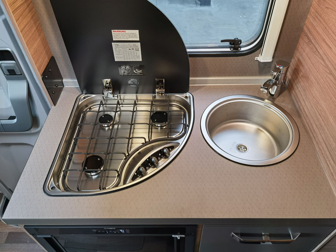 Leasing de  Weinsberg CARAHOME 550 MG /- 2025 - / 140 PS / NUR 5.97M Weinsberg CARAHOME 550 MG /- 2025 - / 140 PS / NUR 5.97M: foto 17