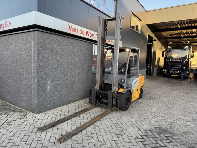 Jungheinrich DFG435 Duplo 450 Sideshift Kubota Diesel 2020 - Carretilla elevadora diésel: foto 3 Jungheinrich DFG435 Duplo 450 Sideshift Kubota Diesel 2020 - Carretilla elevadora diésel: foto 3