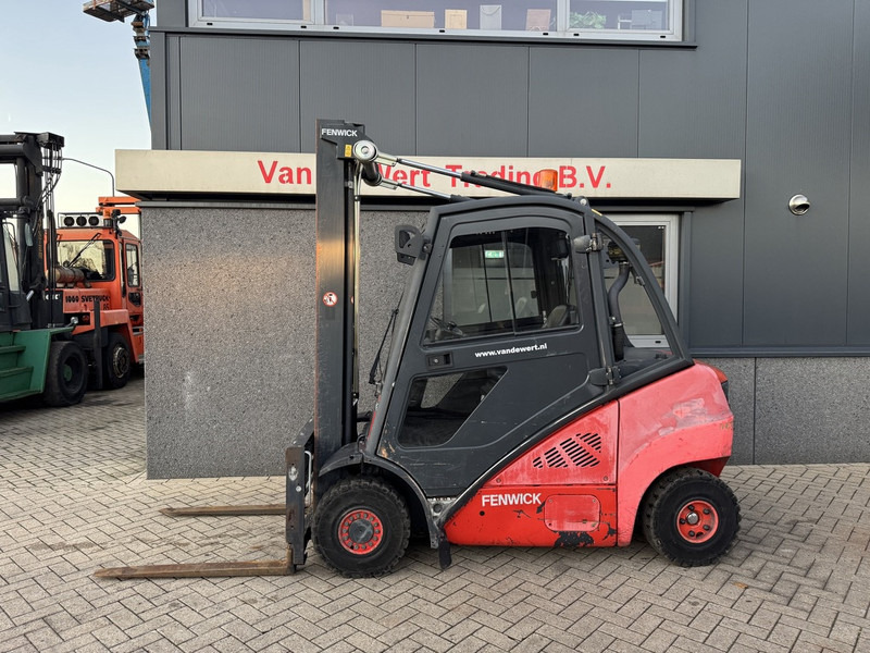 Linde H25D Triplo 590 Freelift / Sideshift / Vorkversteller VW Diesel 2007 - Carretilla elevadora diésel: foto 1 Linde H25D Triplo 590 Freelift / Sideshift / Vorkversteller VW Diesel 2007 - Carretilla elevadora diésel: foto 1