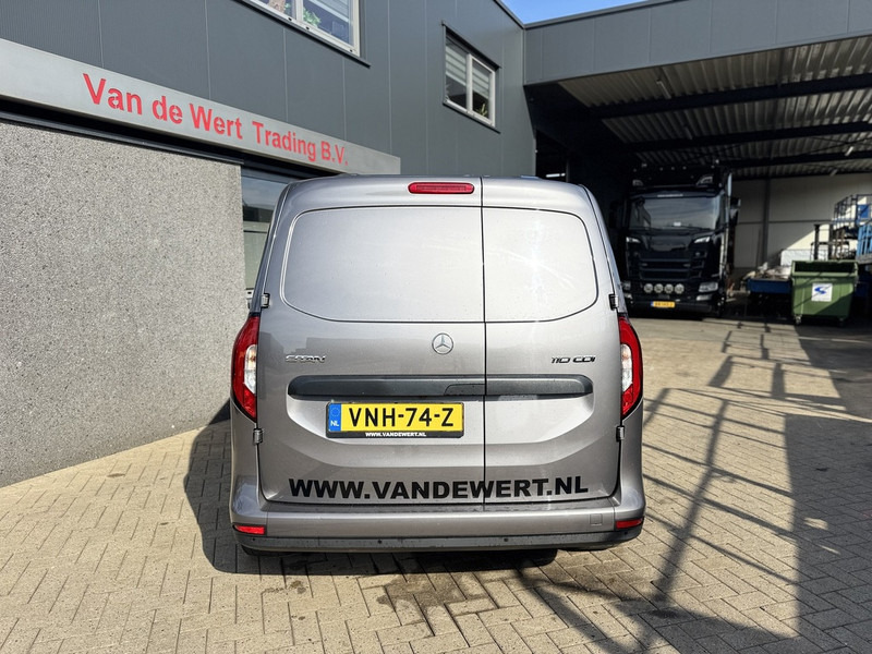Mercedes-Benz Citan 110 CDI 95PK Diesel 2021 Airco / DAB + / Apple Carplay / Camera / LM Velgen / Cruise control / Navi Zeer Net! - Furgoneta caja cerrada: foto 5 Mercedes-Benz Citan 110 CDI 95PK Diesel 2021 Airco / DAB + / Apple Carplay / Camera / LM Velgen / Cruise control / Navi Zeer Net! - Furgoneta caja cerrada: foto 5