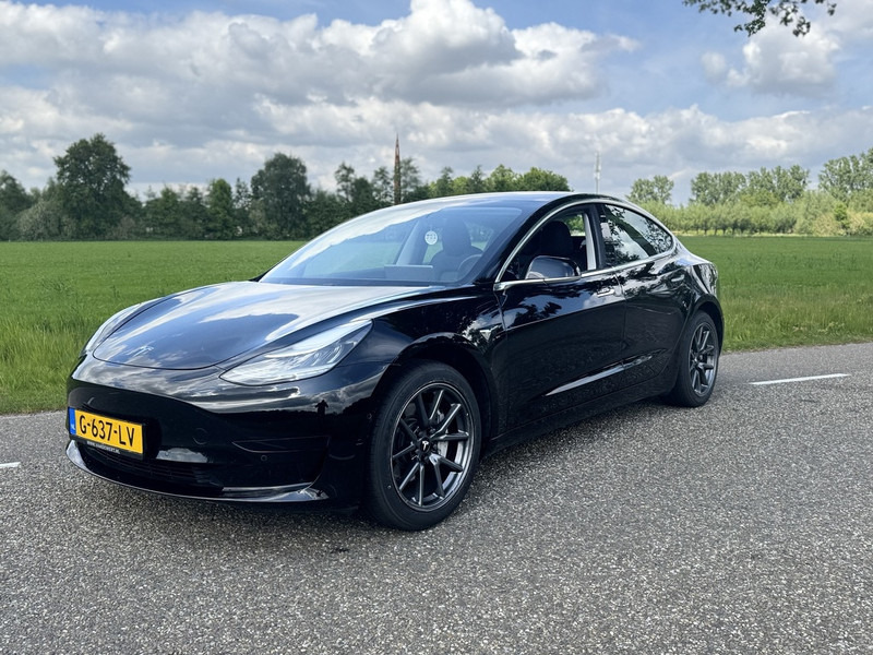 Tesla Model 3 - Coche: foto 1 Tesla Model 3 - Coche: foto 1