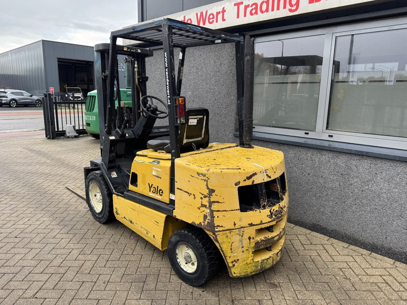 Yale GDP30 TF Triplo 465 Freelift / Sideshift / Mazda Diesel 2005 - Carretilla elevadora diésel: foto 4 Yale GDP30 TF Triplo 465 Freelift / Sideshift / Mazda Diesel 2005 - Carretilla elevadora diésel: foto 4