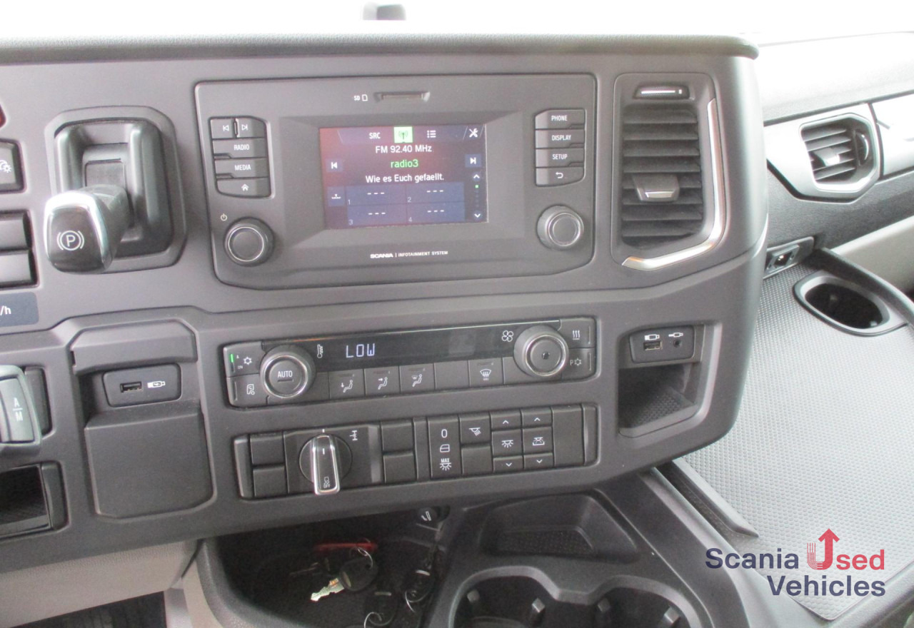 SCANIA R 450 A4x2NA - Cabeza tractora: foto 2 SCANIA R 450 A4x2NA - Cabeza tractora: foto 2