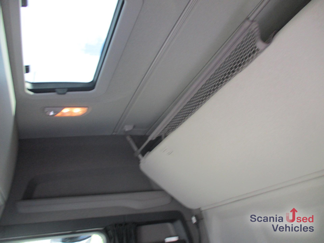 SCANIA R 460 A4x2NA / 2-Kreis Hydr. / Navi / LED / ADR AT - Cabeza tractora: foto 2 SCANIA R 460 A4x2NA / 2-Kreis Hydr. / Navi / LED / ADR AT - Cabeza tractora: foto 2