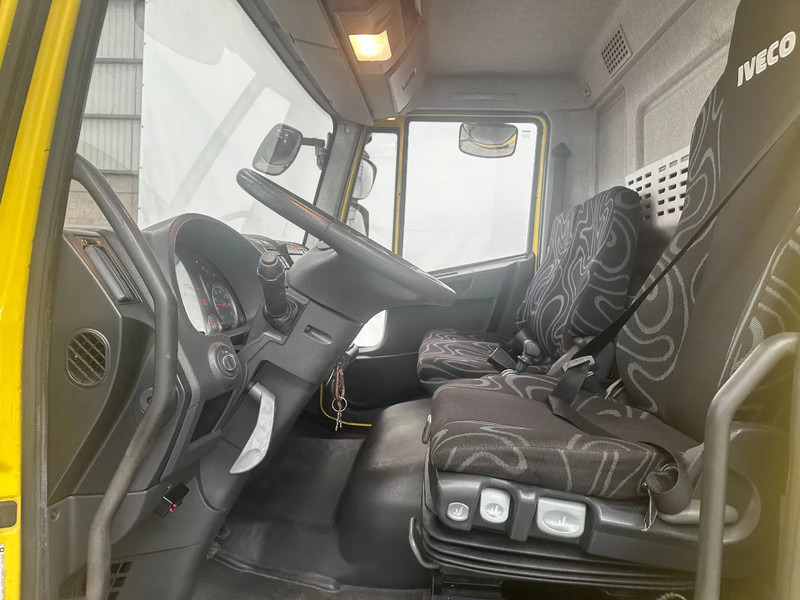 Camión caja cerrada Iveco Eurocargo 190EL28 EURO 5 EEV 272000 km: foto 11