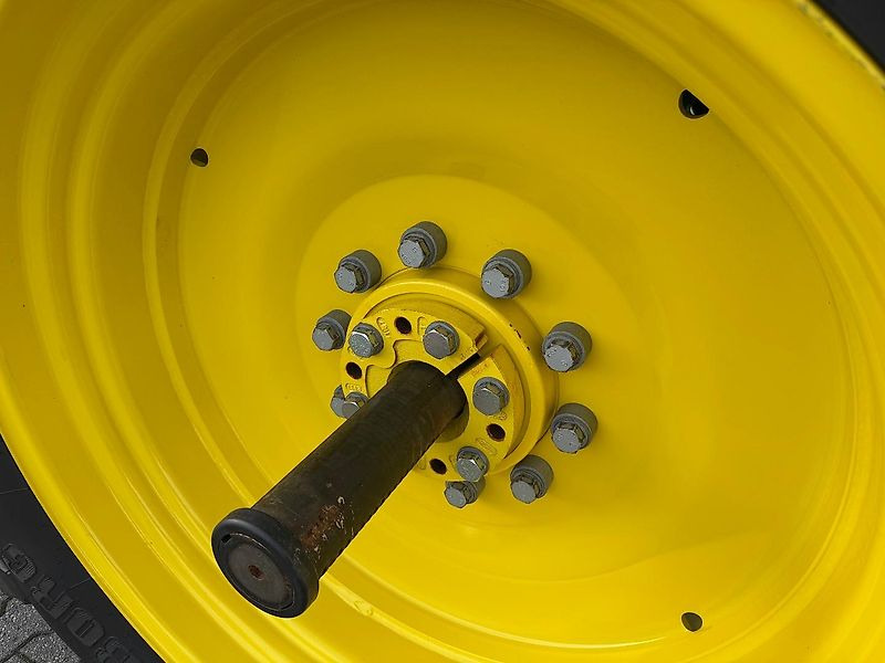 John Deere 6R130 AP 50KM + VOORLADER 2025 225 UUR STEEKASSEN!!! - Tractor: foto 5 John Deere 6R130 AP 50KM + VOORLADER 2025 225 UUR STEEKASSEN!!! - Tractor: foto 5