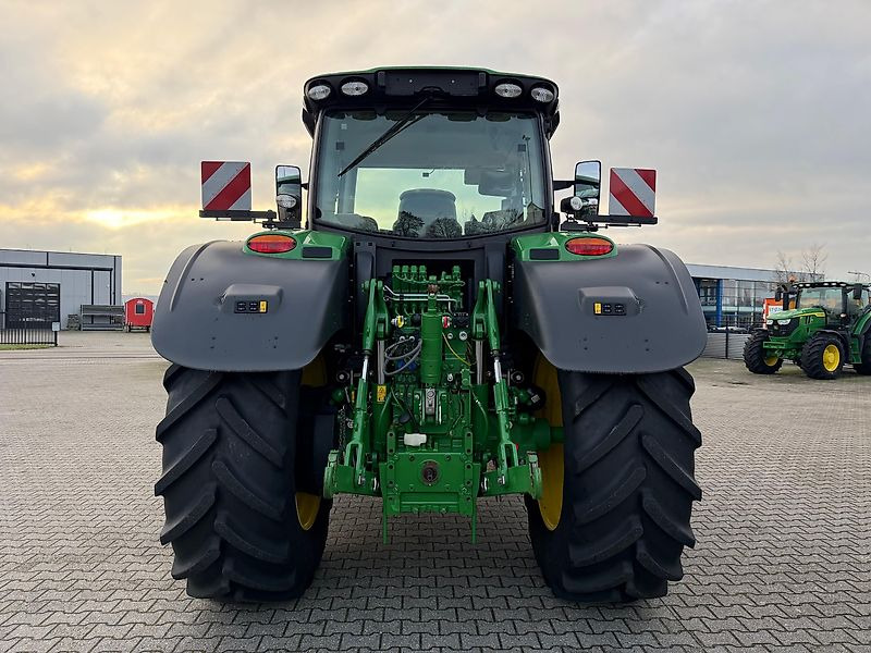 John Deere 6R175 AP 50KM COMMAND-PRO G5-PLUS 2024 710 UUR!!! - Tractor: foto 3 John Deere 6R175 AP 50KM COMMAND-PRO G5-PLUS 2024 710 UUR!!! - Tractor: foto 3