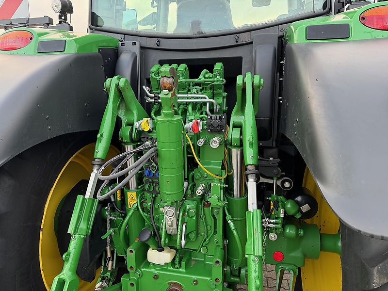 John Deere 6R175 AP 50KM COMMAND-PRO G5-PLUS 2024 710 UUR!!! - Tractor: foto 4 John Deere 6R175 AP 50KM COMMAND-PRO G5-PLUS 2024 710 UUR!!! - Tractor: foto 4