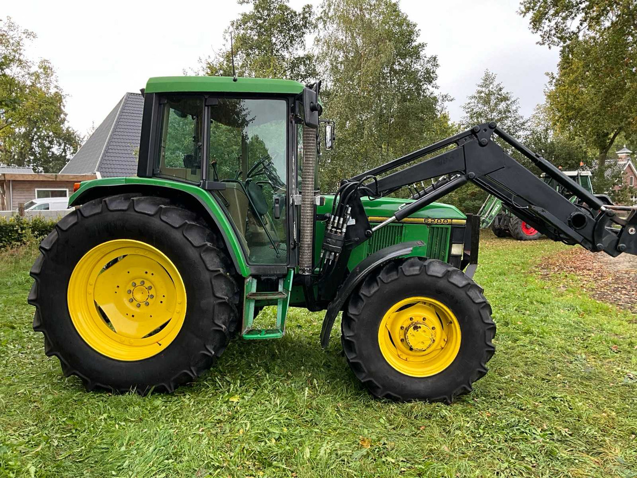 1992 JOHN DEERE 6200 FOUR-WHEEL DRIVE FARM TRACTOR WITH FRONT LOADER - Tractor: foto 5 1992 JOHN DEERE 6200 FOUR-WHEEL DRIVE FARM TRACTOR WITH FRONT LOADER - Tractor: foto 5